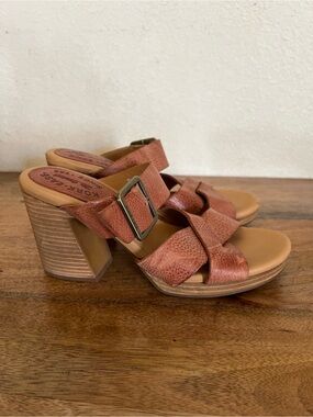 Kork-Ease Hesperia in Rust Leather Sandal Heel Size 8M